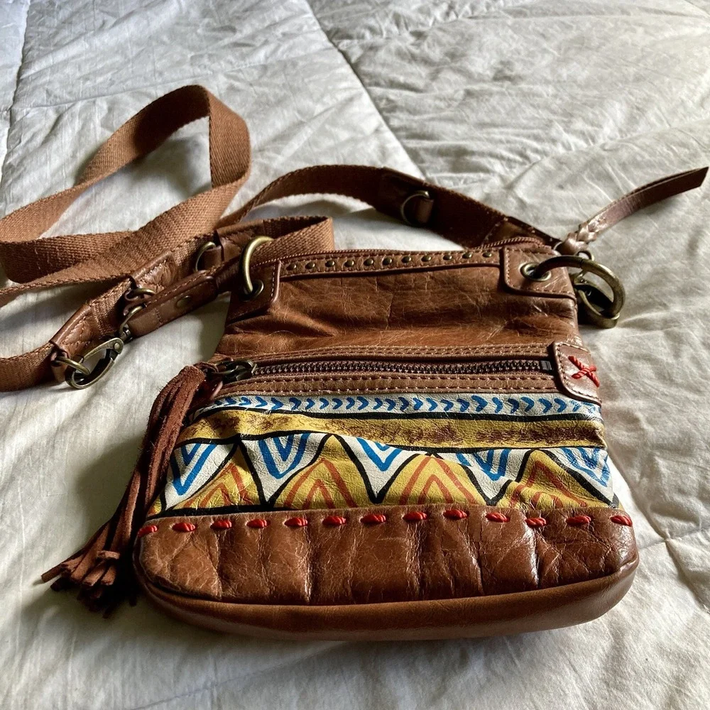 THE SAK Pax Leather Small Crossbody Purse Tribal Brown Convertible Strap Boho
